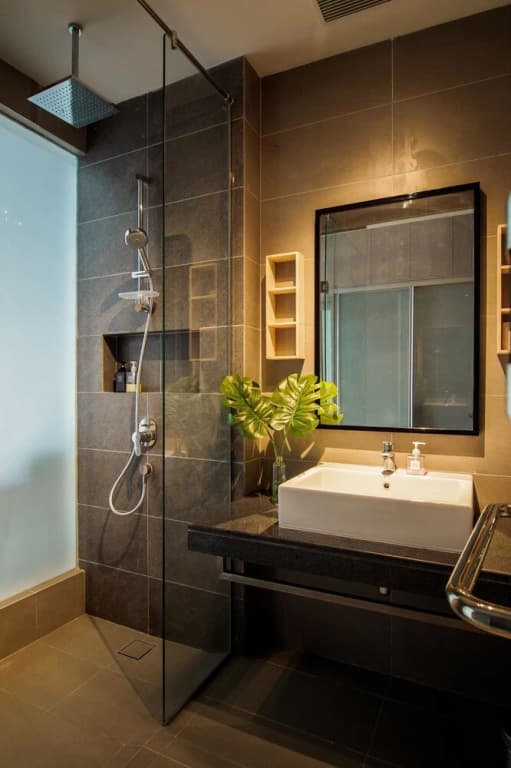 Dashing 1BR Next To Surian MRT - photo 5