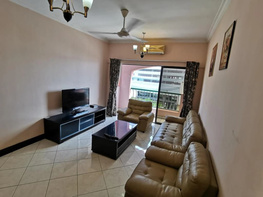 5 Bedrooms Penthouse 3 Bedrooms Apartment Marina Court Resort Condominium - photo 4