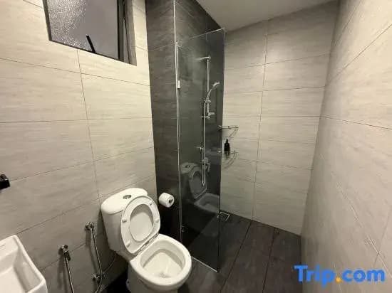 Shelisa's Modern 3BR House at Suria Garden Puchong - photo 6