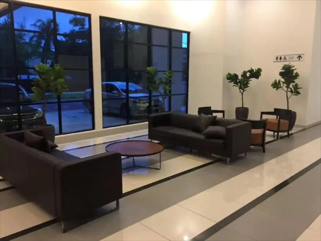 A2603 THE PLATINO NETFLIX PARADIGM MALL By STAY - photo 2