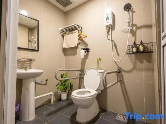 Kenny Hill Boutique Hotel near Borneo Medical Centre Kuching - photo 8
