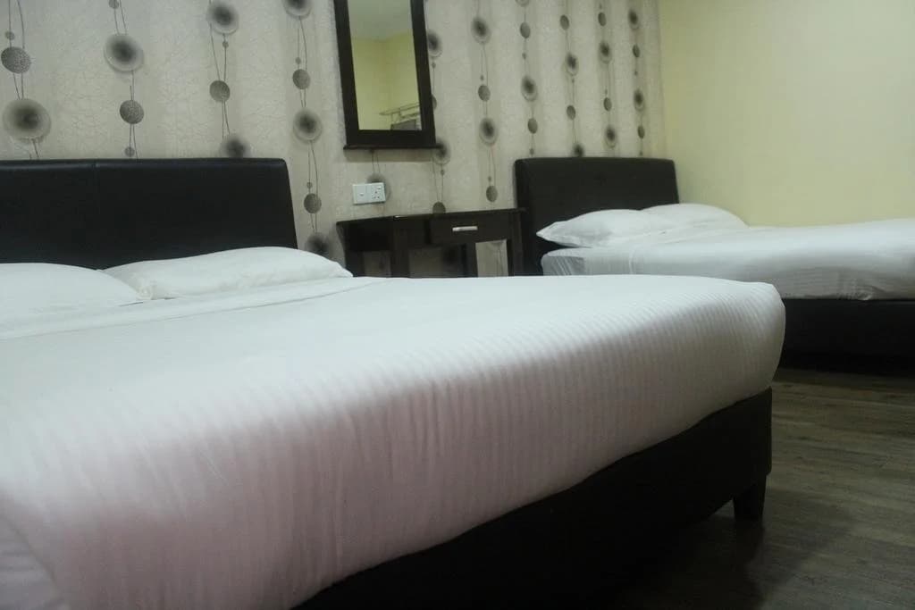 I Home Hotel - photo 5