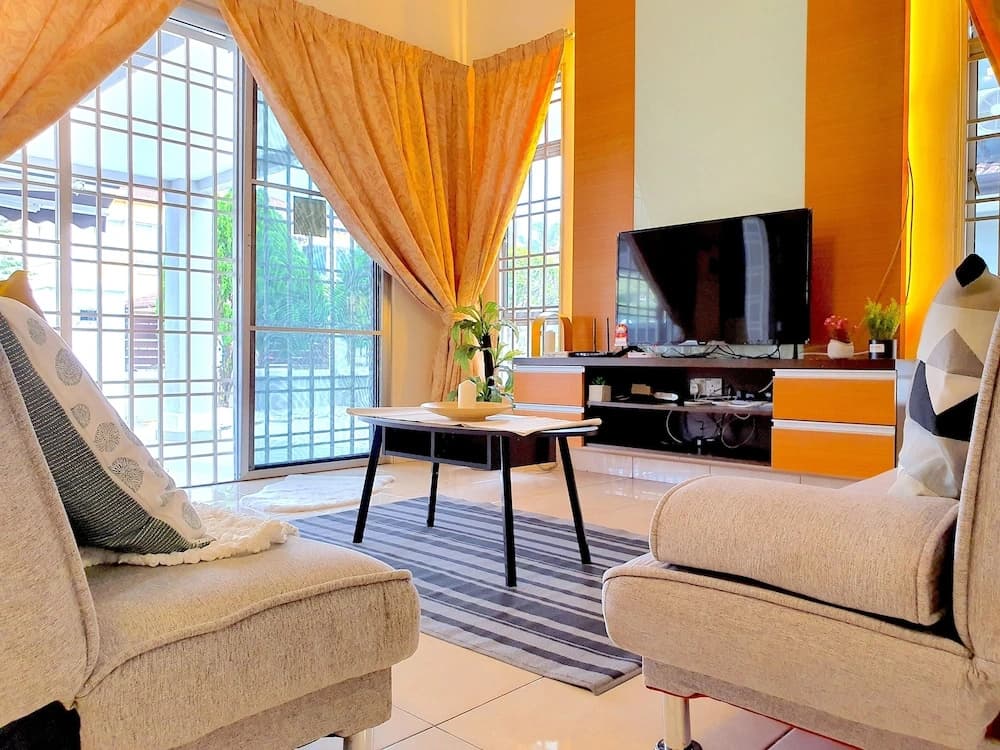 Kota Kemuning Private House by BeeStay - photo 6