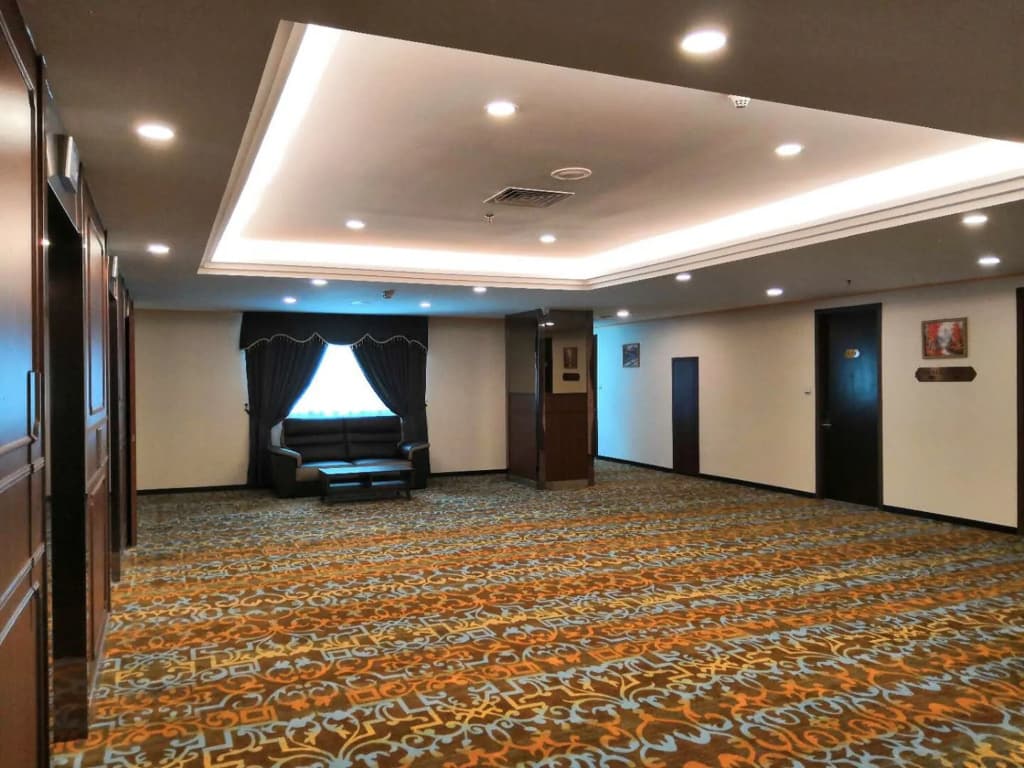 Austin Park Hotel - photo 9