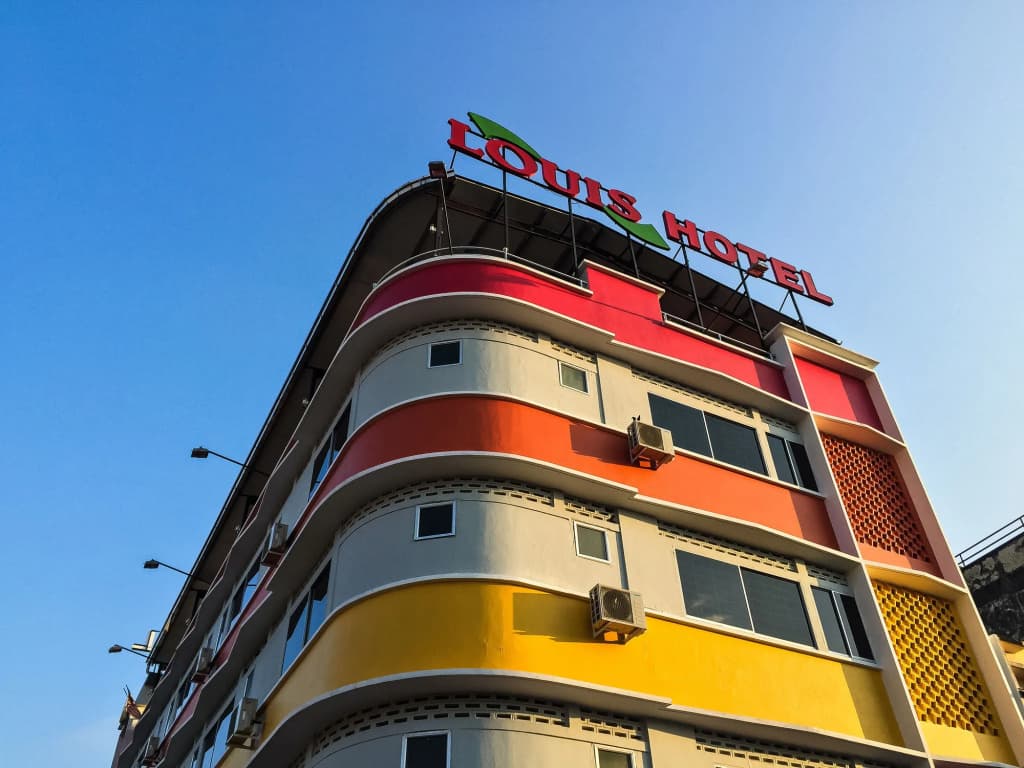 Louis Hotel - main photo