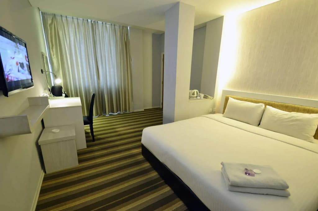 First Residence Hotel - photo 4