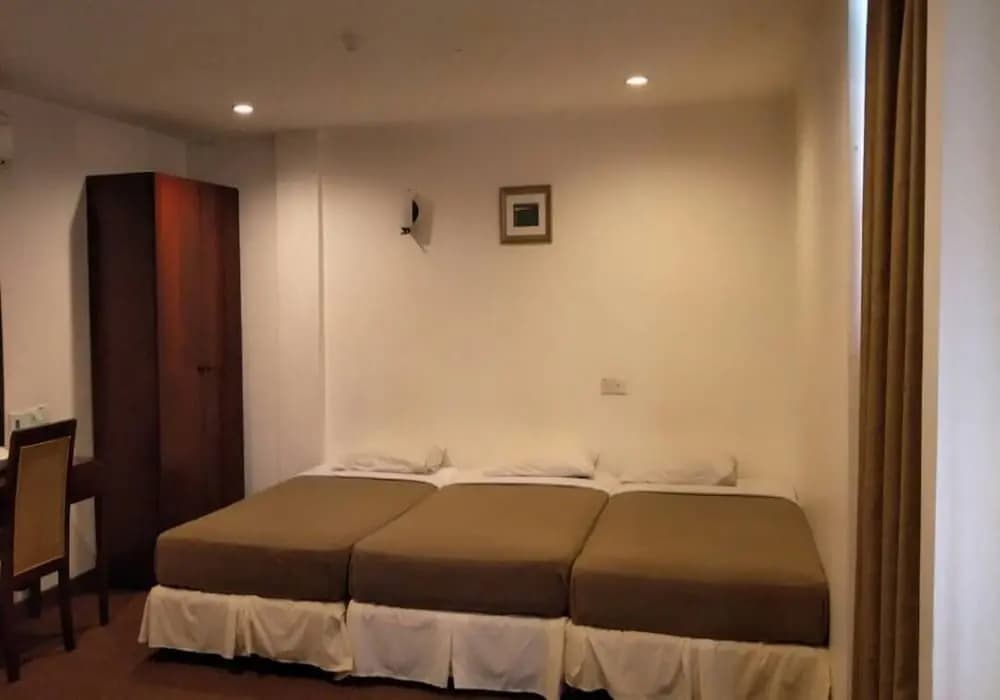 Hotel Mercury - photo 2