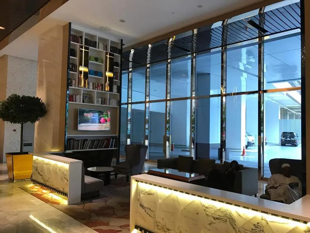 JS Platinum Suites - photo 2
