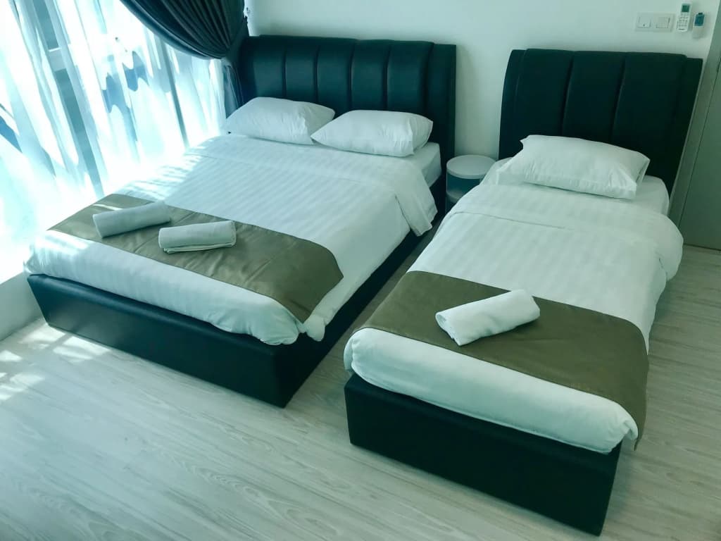 Sunset Seaview Vacation Condos at Infinity Avenue - photo 5