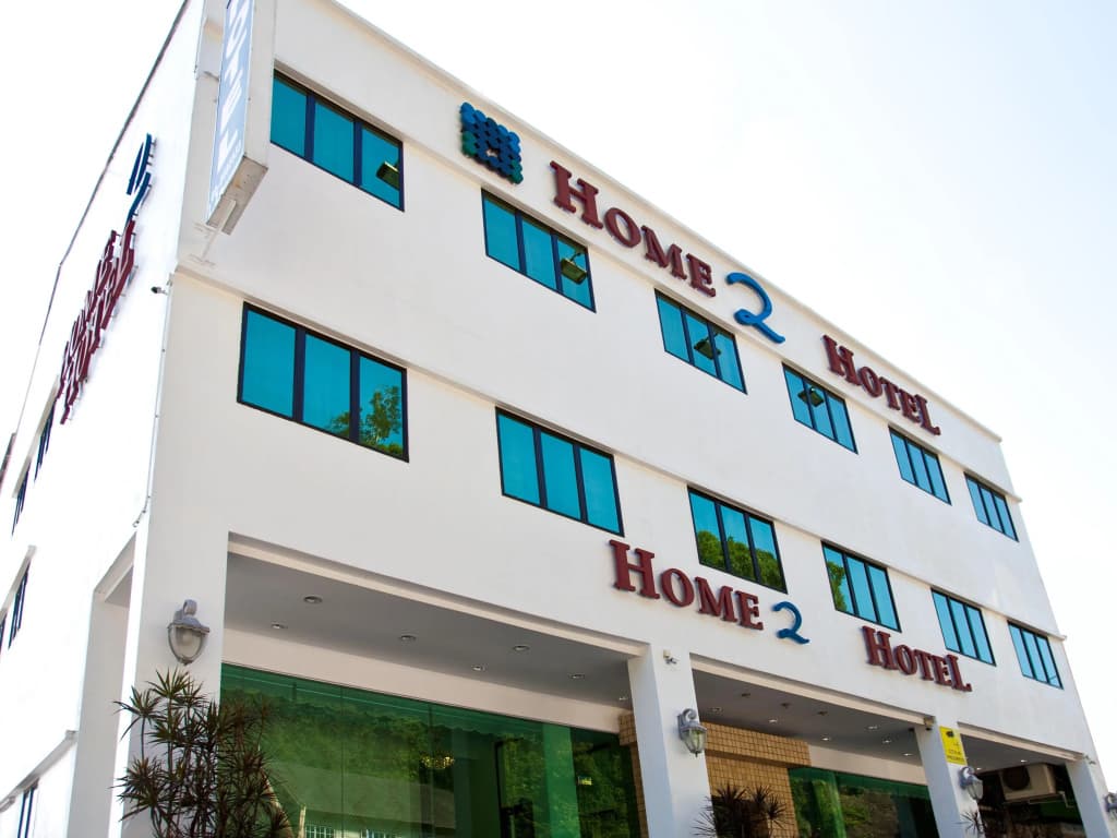 Home 2 Hotel - photo 1