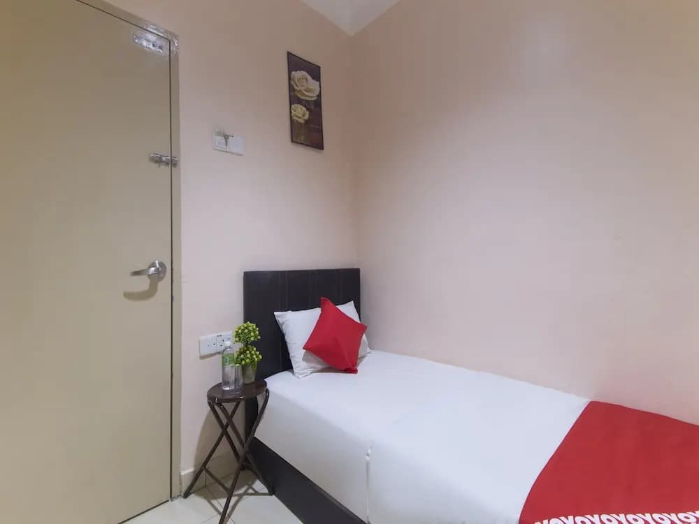 Lipis Centre Point Hotel by OYO Rooms - photo 3