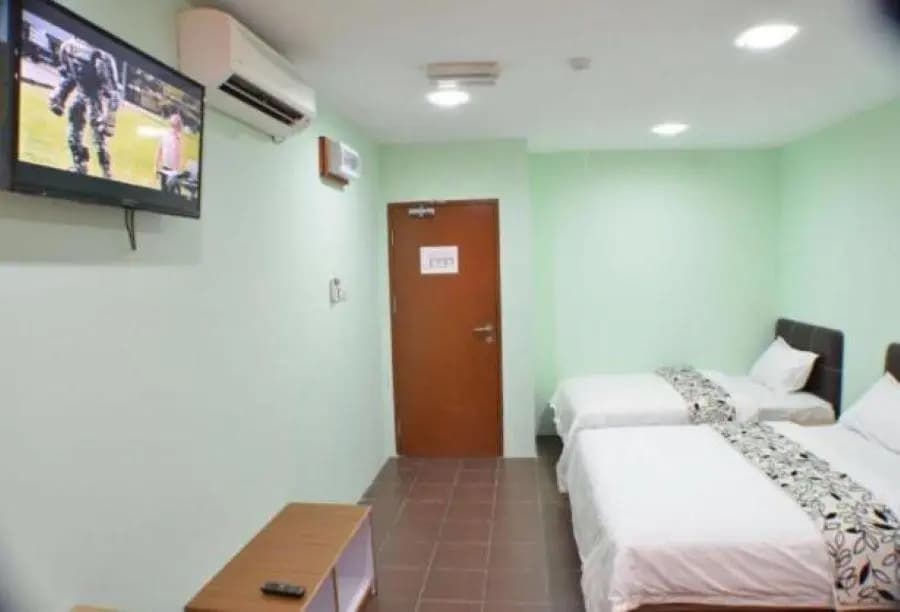 Utama Hotel - photo 1