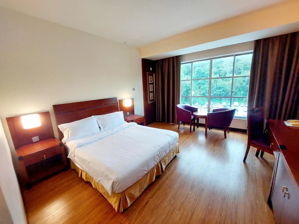 Celyn Hotel City Mall - photo 4