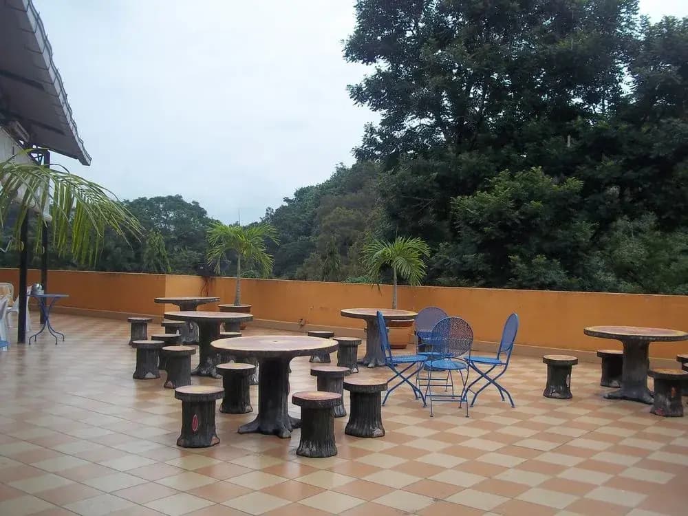 D'Valley Hotel - photo 9