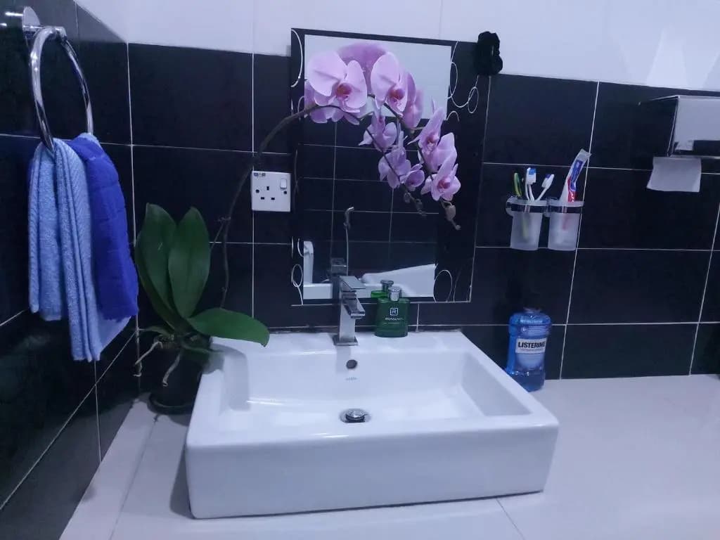 Homestay Villa Solihin Sungai Buloh - photo 7