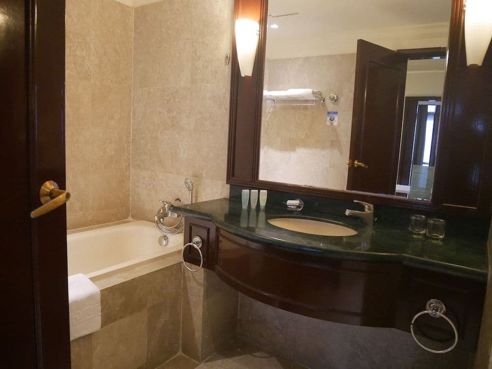 The Bukit Bintang Serviced Residences - photo 17