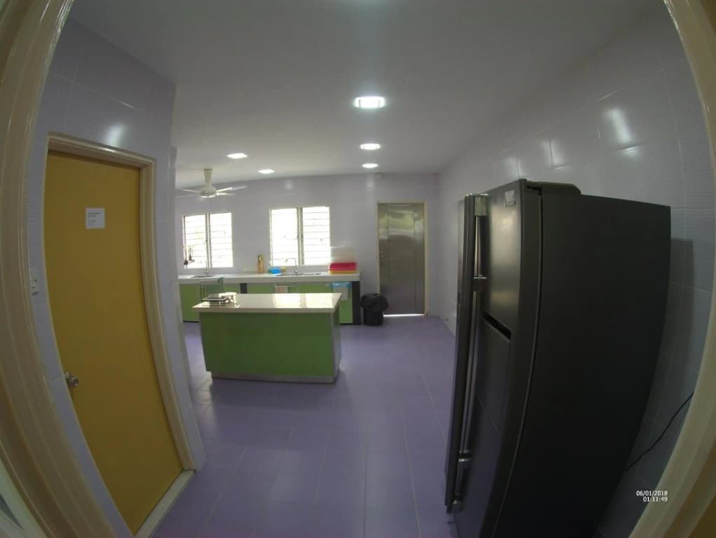 Entire Residential Home•Jia Residences Bkt Serdang沙登温暖的家 - photo 5