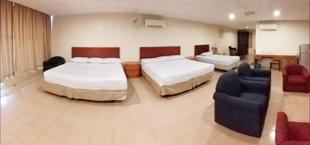 Harbour Inn Melaka - photo 19