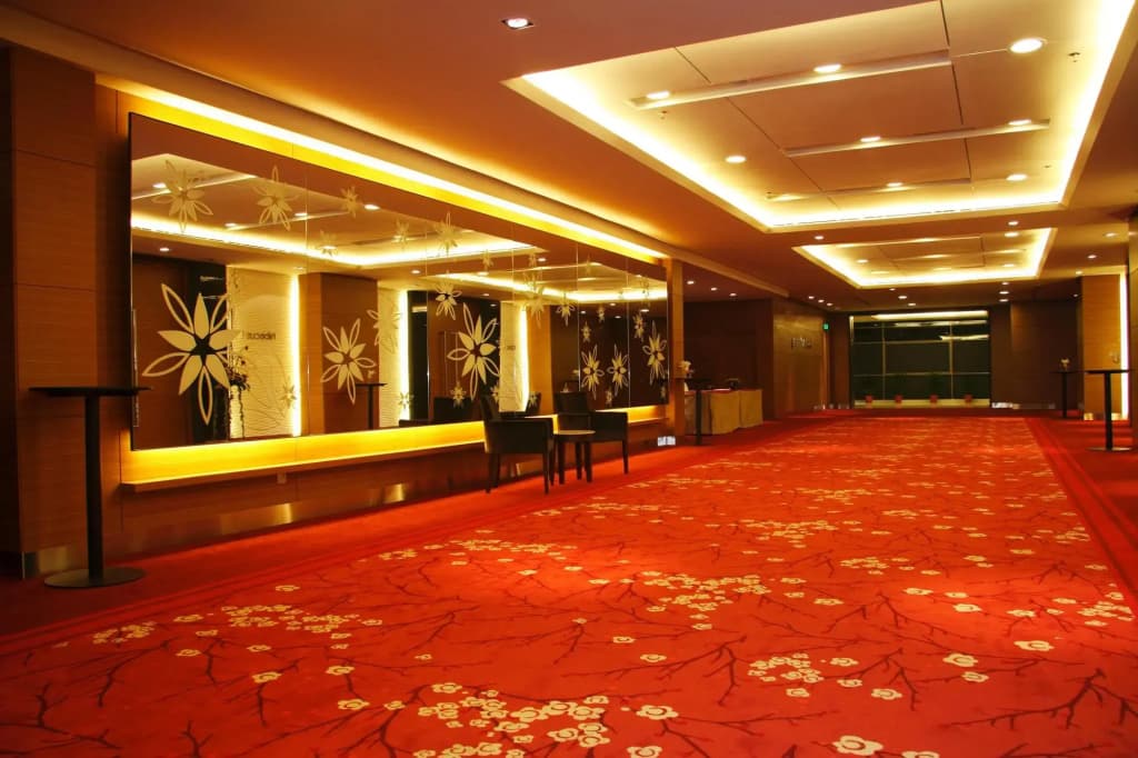 Sunshine Services Apartment - photo 16