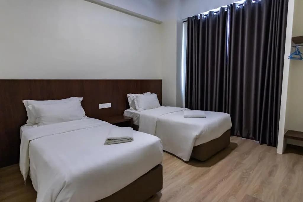Emart Hotel (Riam) - photo 5