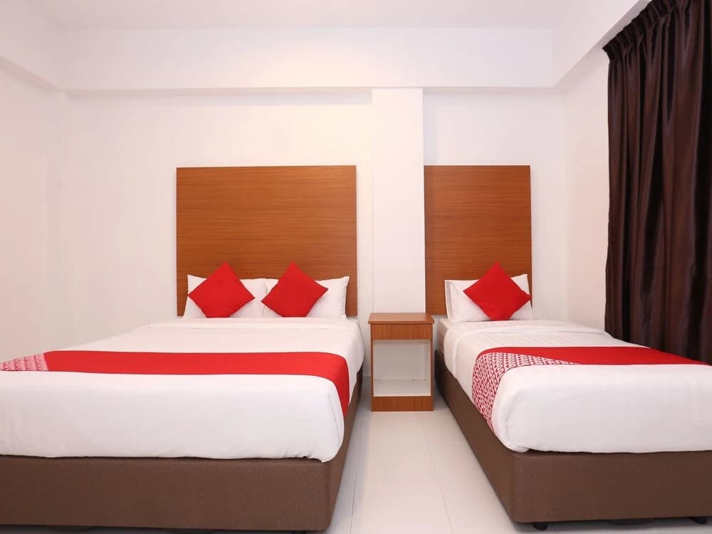 DZ Residence Guest House by OYO Rooms - photo 3