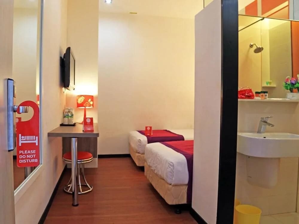 HelicoNia Hotel by OYO Rooms - photo 3