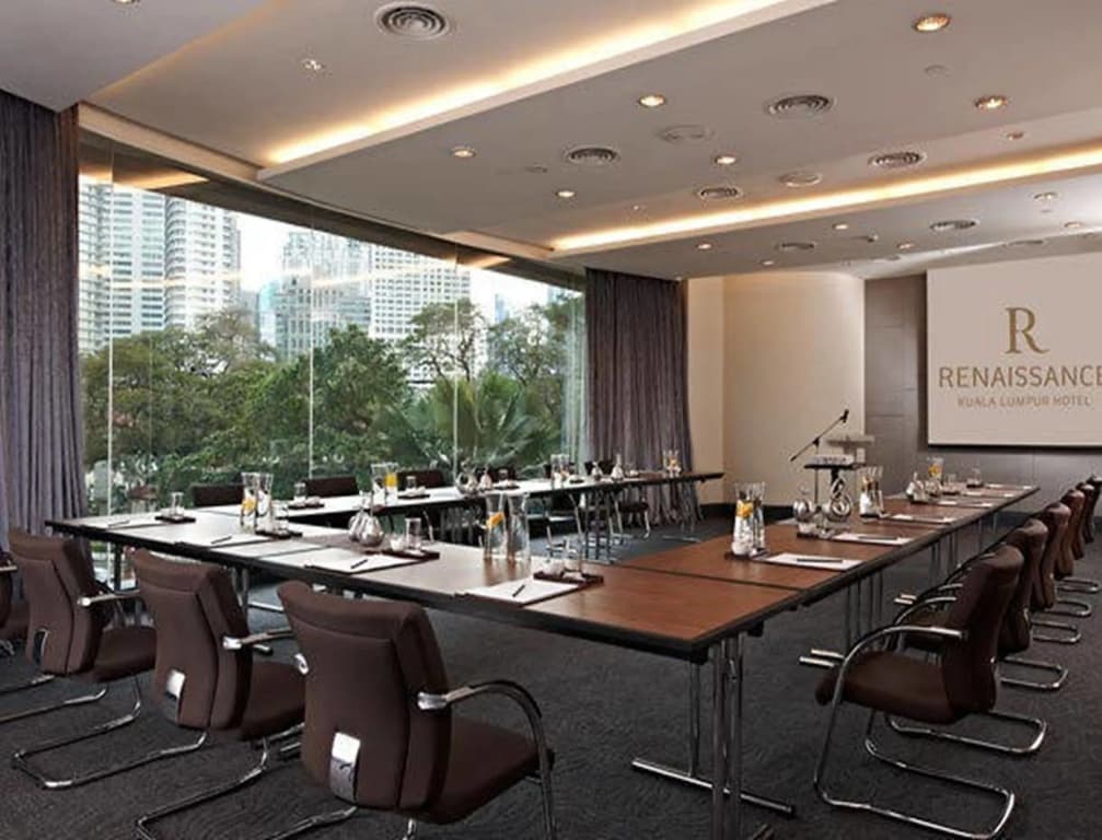 Renaissance Kuala Lumpur Hotel & Convention Centre - photo 23