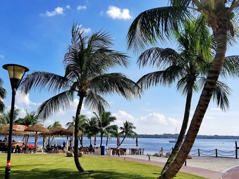 Sea View Homestay @ Country Garden Danga Bay - photo 20