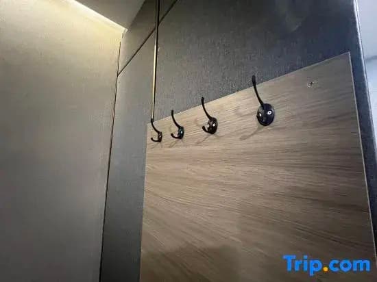 Ukay Hills - Private Event Estate & Lifestyle Suites - photo 13