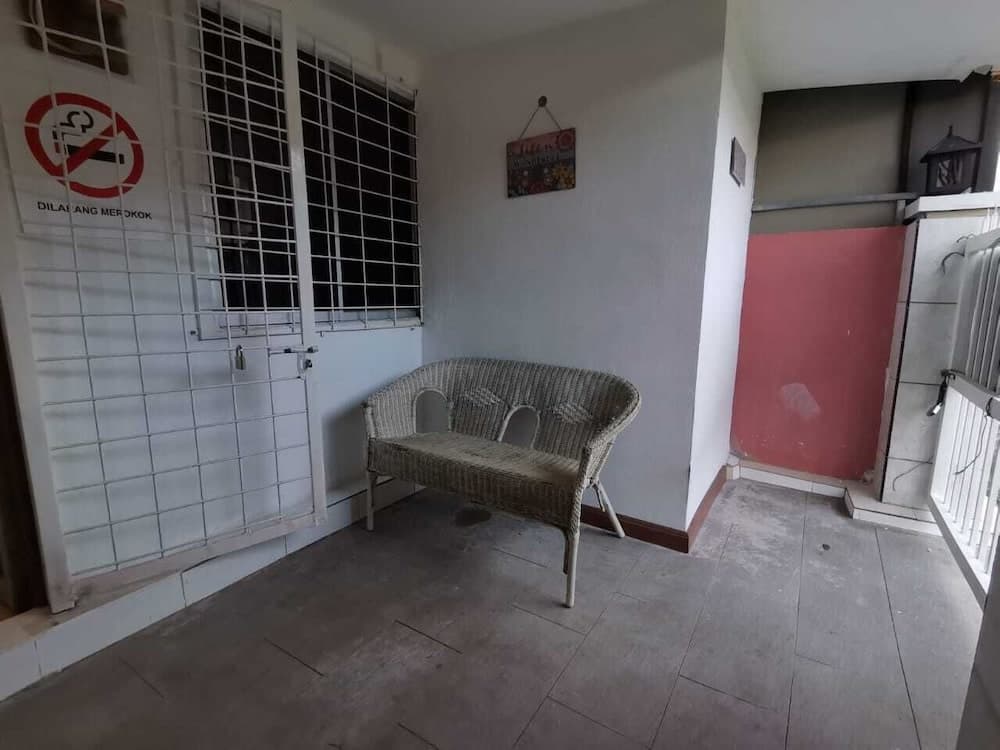 Natol Homestay - Kenyalang Park - photo 17