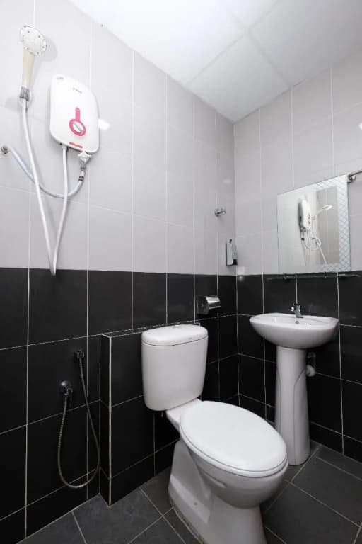 OYO 714 Arina Hotel - photo 15