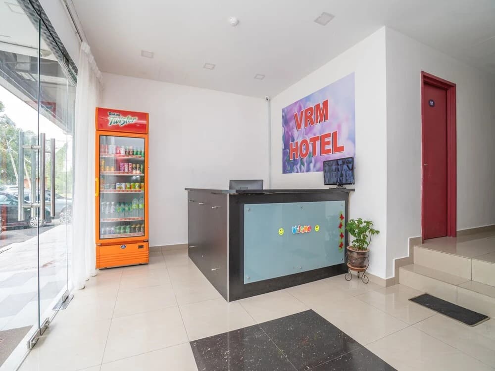 VRM Hotel by OYO Rooms - photo 12