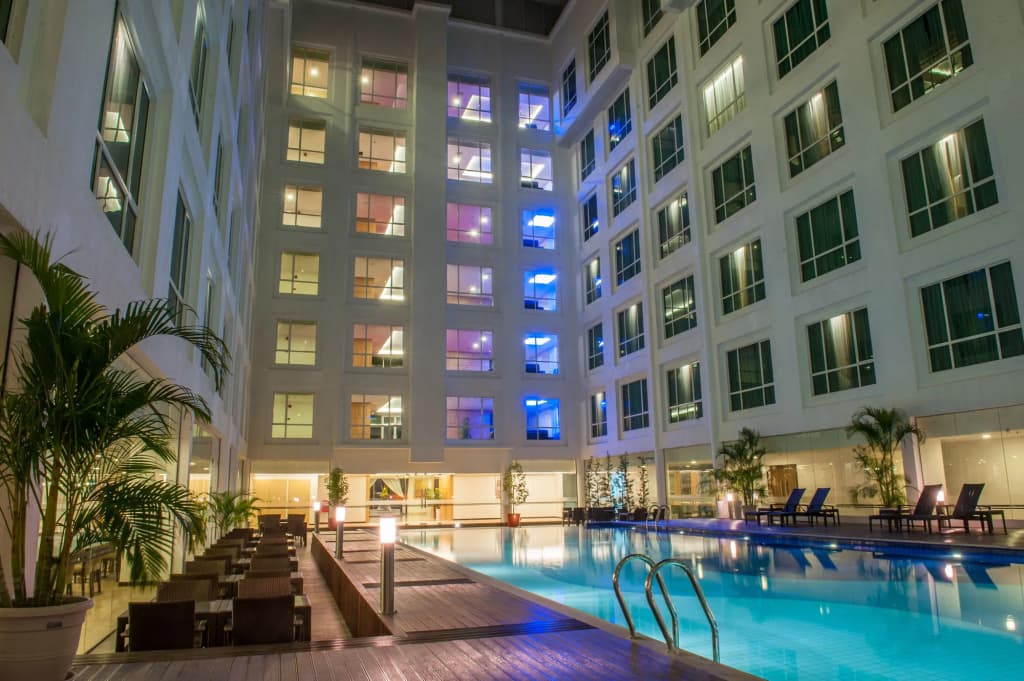 Pan Borneo Hotel Kota Kinabalu - photo 14