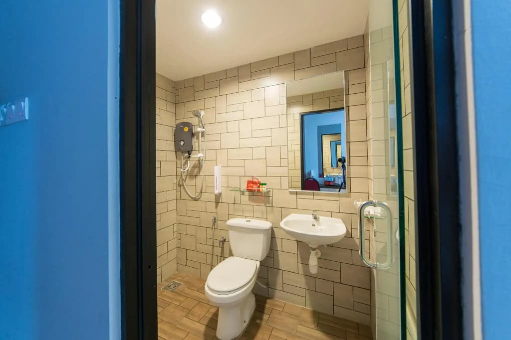 OYO Rooms OUG Plaza - photo 9