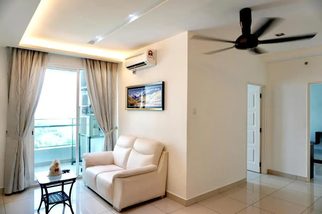 StayNest Suites at Gurney Drive - photo 4