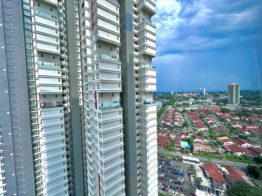 Twin Tower Residence by Stayrene - photo 21