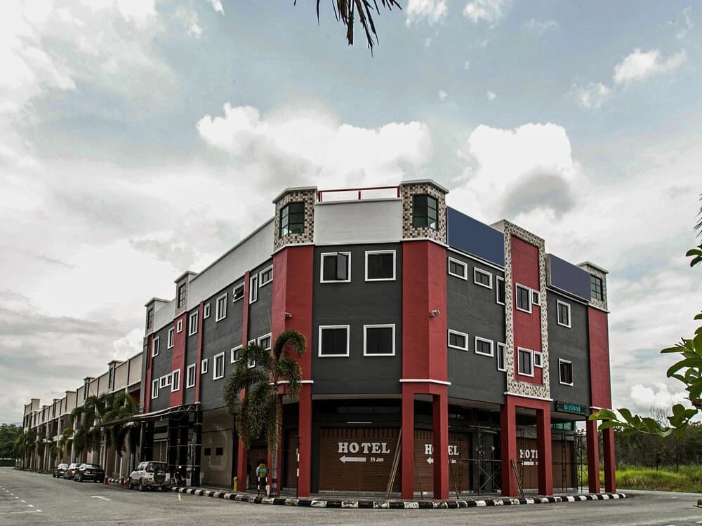 OYO 230 Hotel Pulai - photo 1