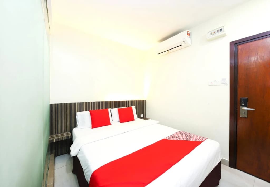 OYO 335 Sunrise Golden Hotel - photo 5