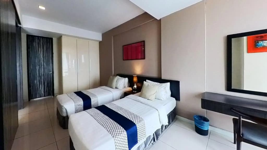 Sky Hotel Kota Kinabalu - photo 42