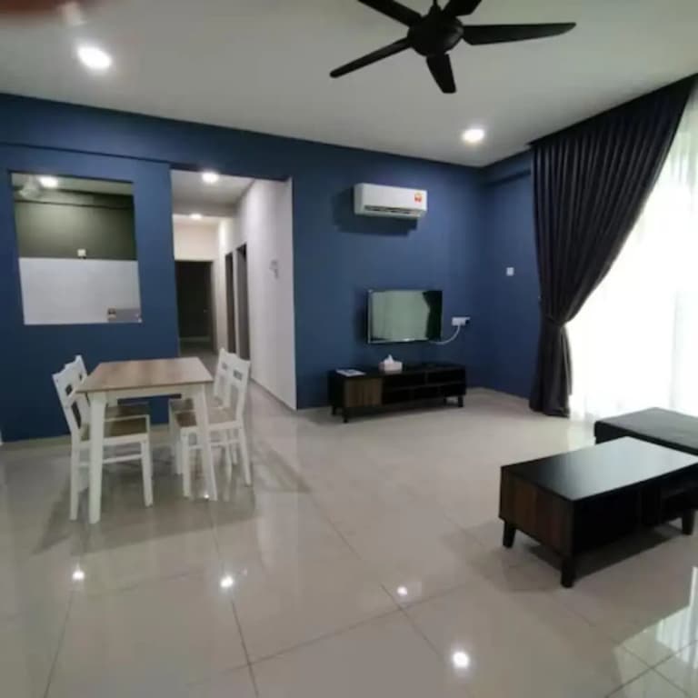 191 Cozy CasaKayangan 3BR by Grab A Stay - photo 12