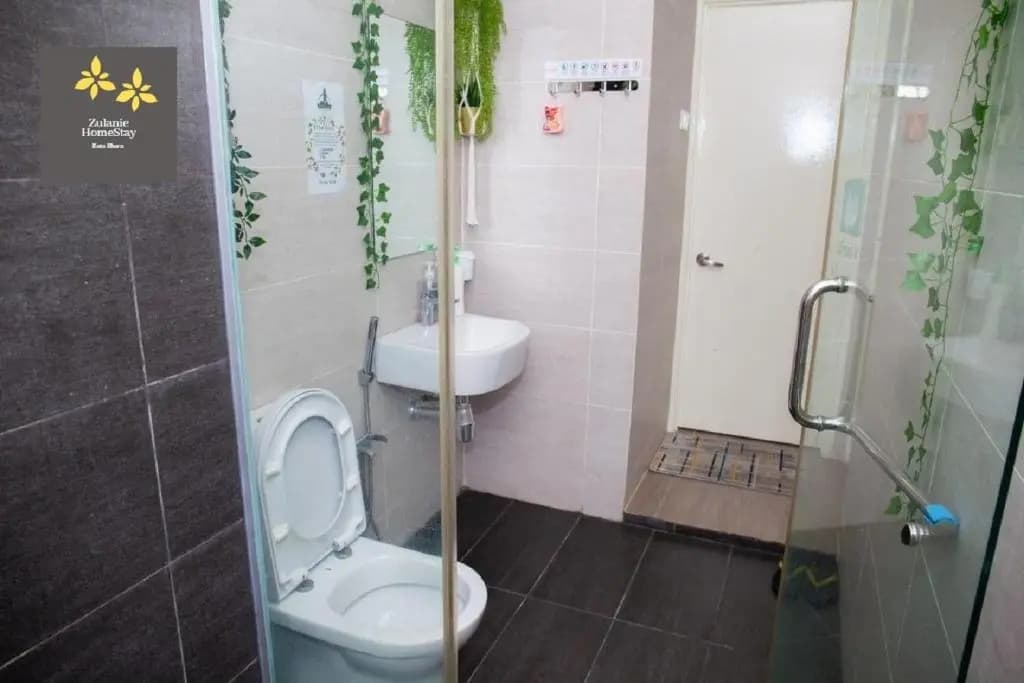 Zulanie Suite at Troika Residence, Cozy & Comfort, Free Wifi & Netflix - photo 38