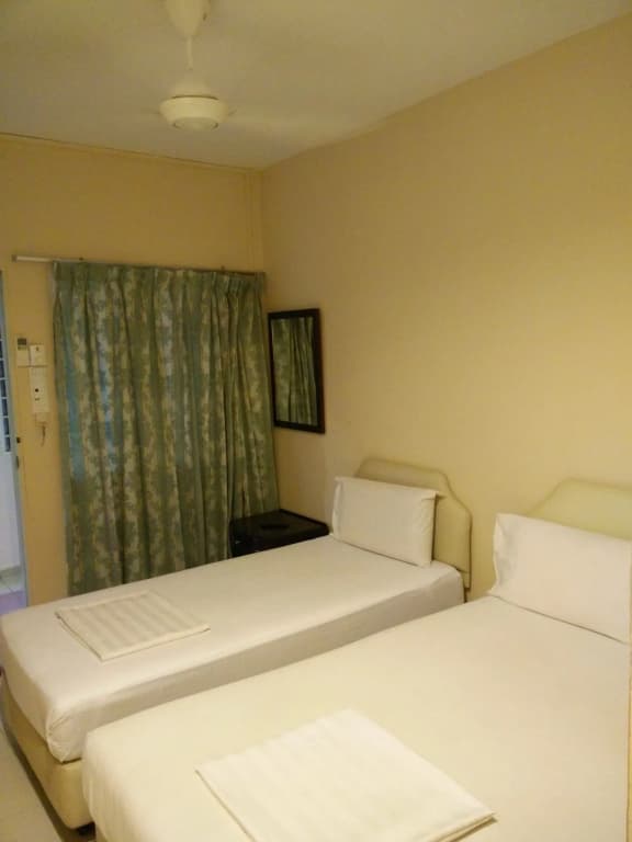 Kota Lodge Hotel - photo 6