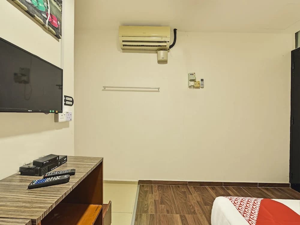 Hotel O Mini Indah - photo 13
