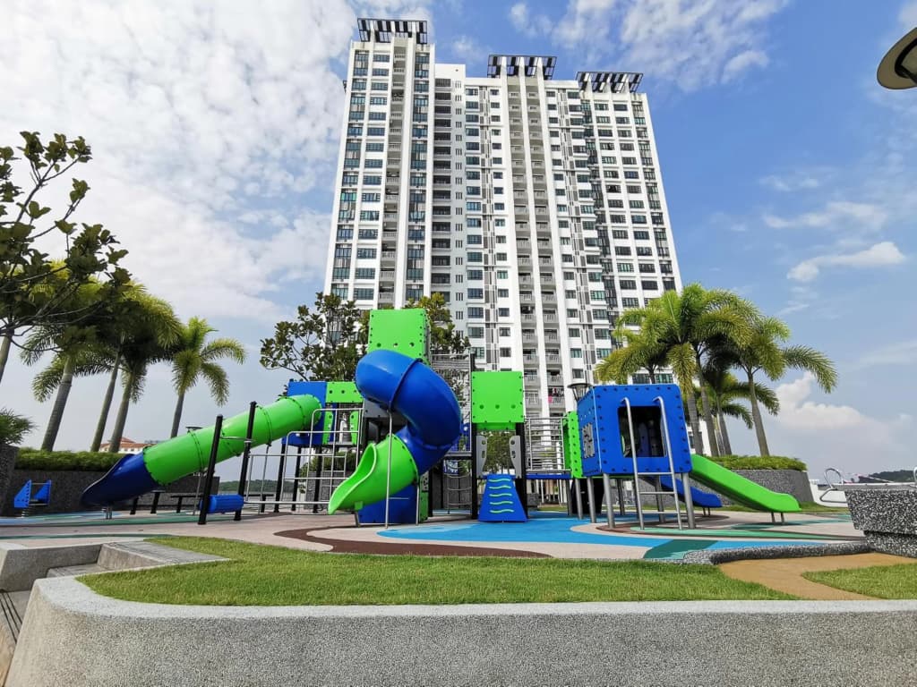 0803 Family Suites Bukit Indah TVbox Wifi Games Toy - photo 3