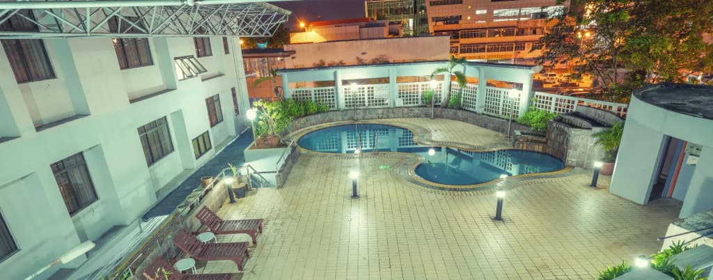 Kingwood Hotel - photo 9
