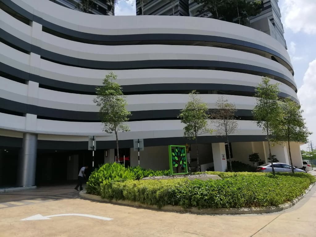 Meridin Medini Apartments - photo 1