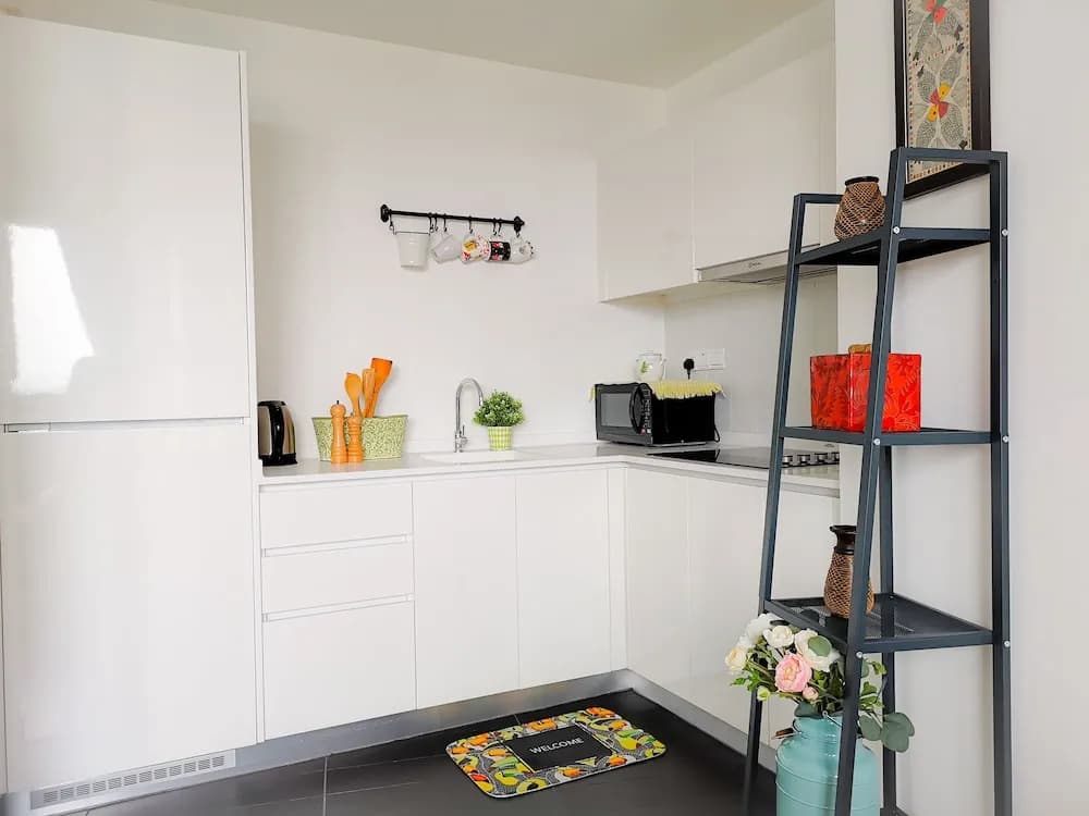 The Hub Service Apartment - photo 17
