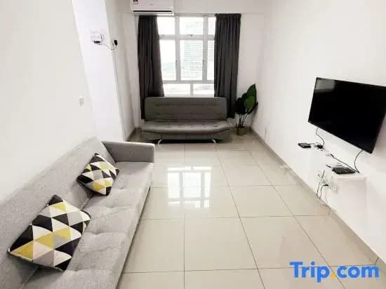 TuR10-3room1living-SPICE Stadium-1minFoodCourt-5minit Airport - photo 4