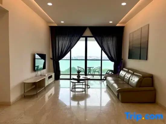 【Marina View】Bathtub/BayView/Permas (3BR3B) 5px - photo 1