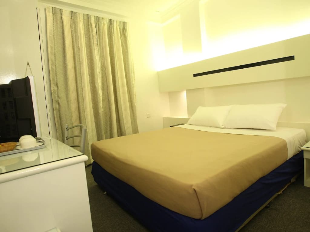 Fair Park Hotel - photo 2